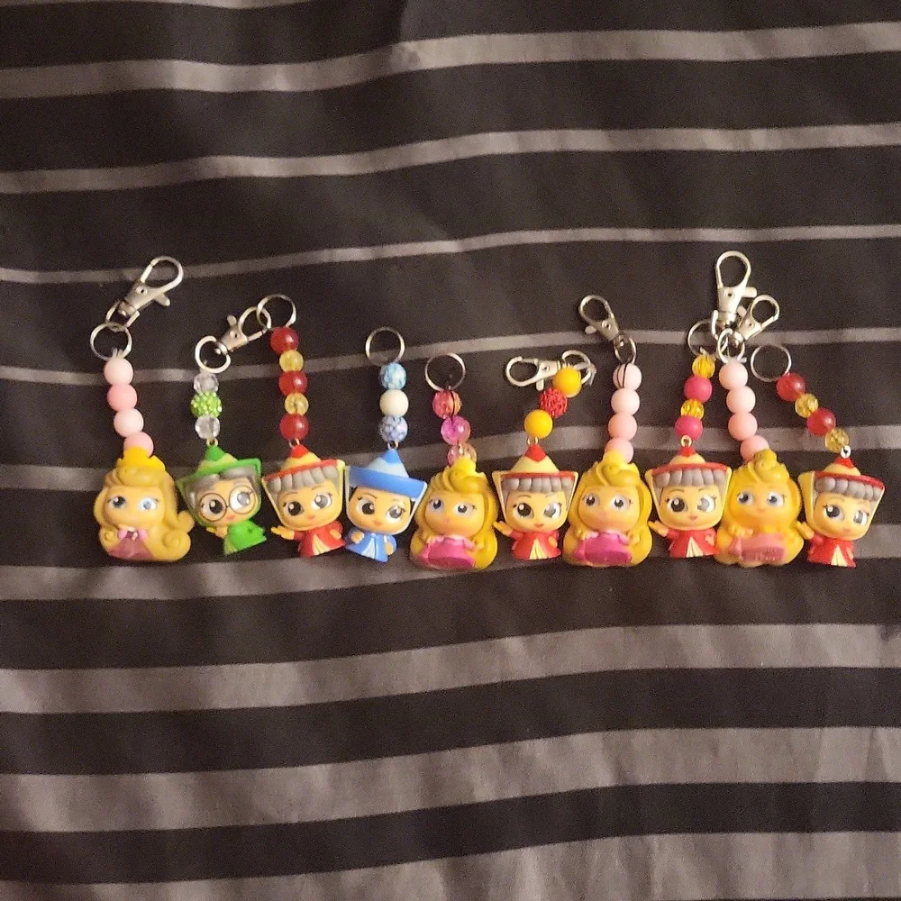 Disney Keychains - Picture 1 of 1